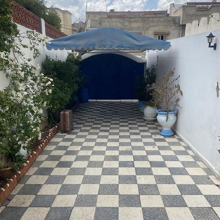 Maison A El Omrane . Tunes Exterior foto